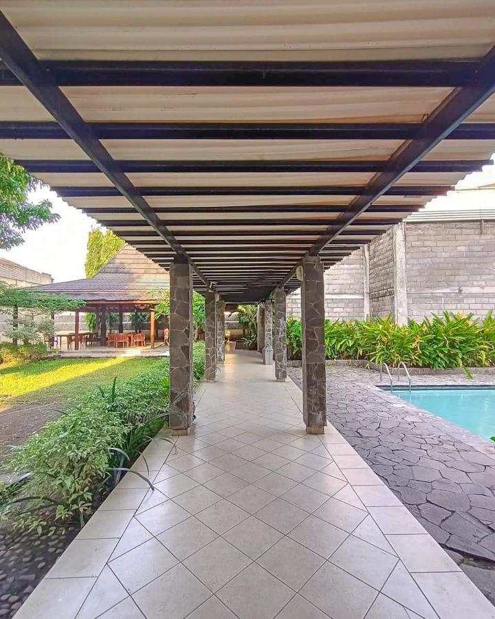 Guest House Teras Solo Syariah 외부 사진